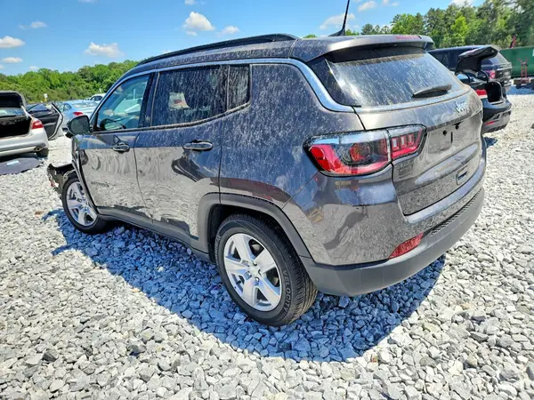 3C4NJCBB6NT234897 2022 JEEP COMPASS - Image 2