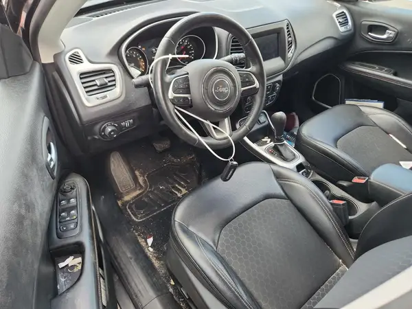 3C4NJCBB7HT669397 2017 JEEP COMPASS - Image 8