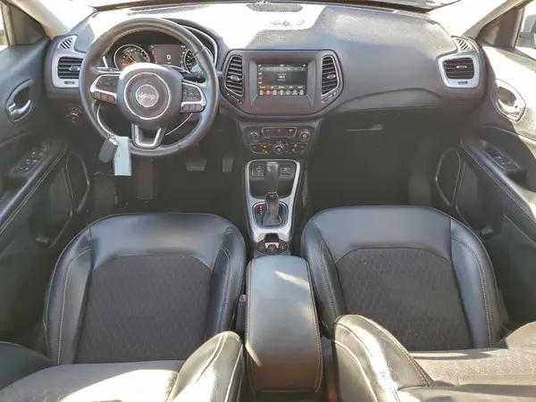 3C4NJCBB7JT182450 2018 JEEP COMPASS - Image 8