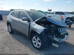3C4NJCBB7JT226303 2018 JEEP COMPASS