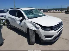3C4NJCBB7JT226978 2018 JEEP COMPASS