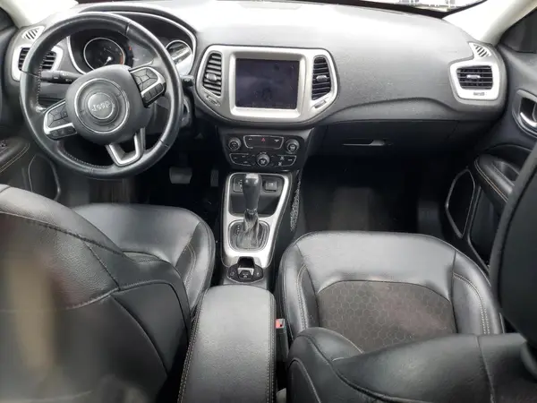 3C4NJCBB7JT248303 2018 JEEP COMPASS - Image 8
