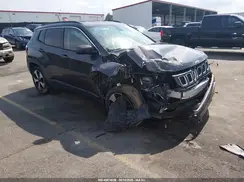 3C4NJCBB7JT256983 2018 JEEP COMPASS