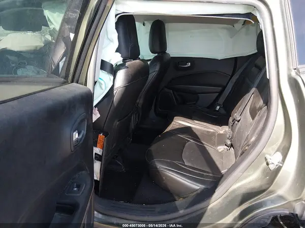 3C4NJCBB7JT267952 2018 JEEP COMPASS - Image 8