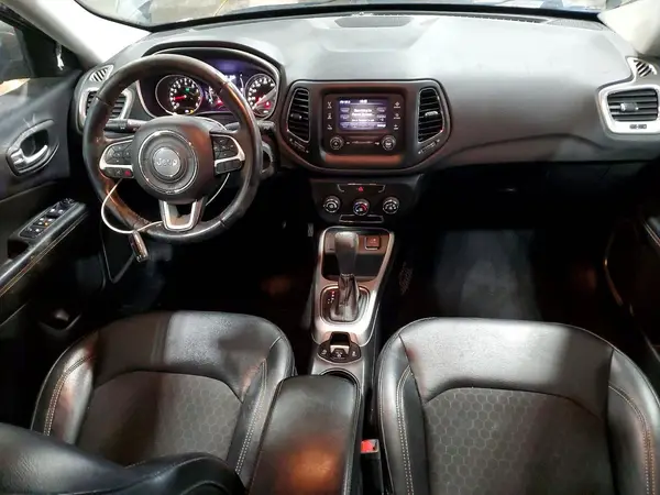 3C4NJCBB7JT268051 2018 JEEP COMPASS - Image 8