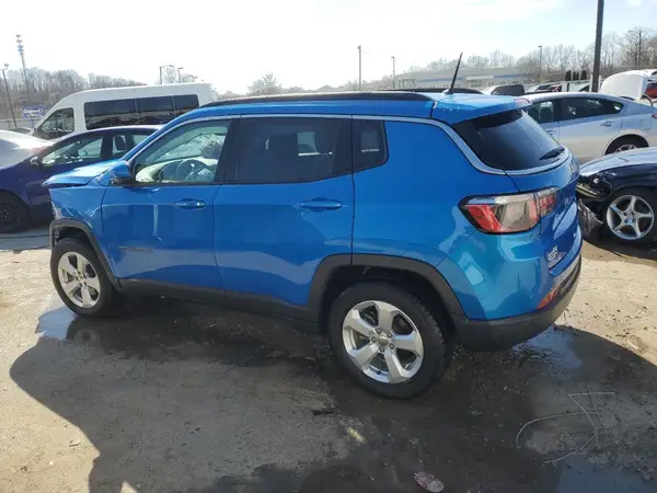 3C4NJCBB7JT287103 2018 JEEP COMPASS - Image 2