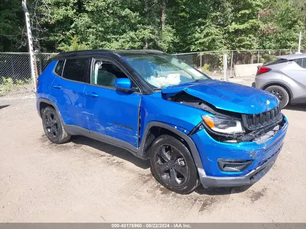 3C4NJCBB7JT327275 2018 JEEP COMPASS - Image 1