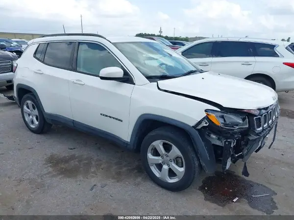 3C4NJCBB7JT368604 2018 JEEP COMPASS - Image 1