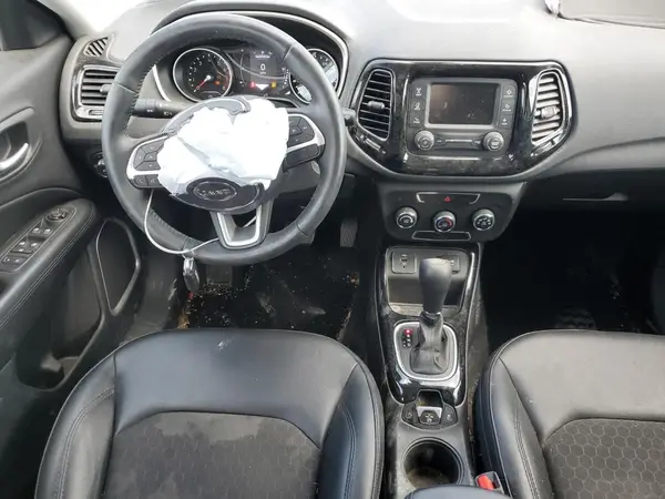 3C4NJCBB7JT408308 2018 JEEP COMPASS - Image 8