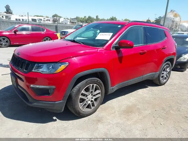 3C4NJCBB7JT460974 2018 JEEP COMPASS - Image 2
