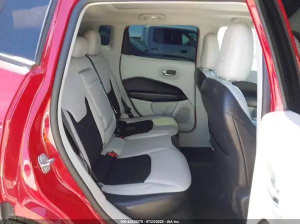 3C4NJCBB7JT460974 2018 JEEP COMPASS - Image 8