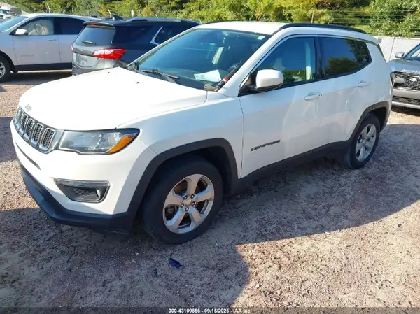 3C4NJCBB7JT462806 2018 JEEP COMPASS - Image 2