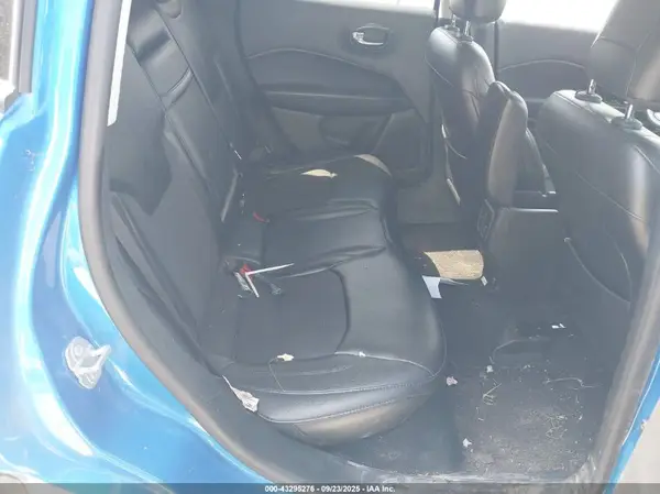 3C4NJCBB7JT487818 2018 JEEP COMPASS - Image 8