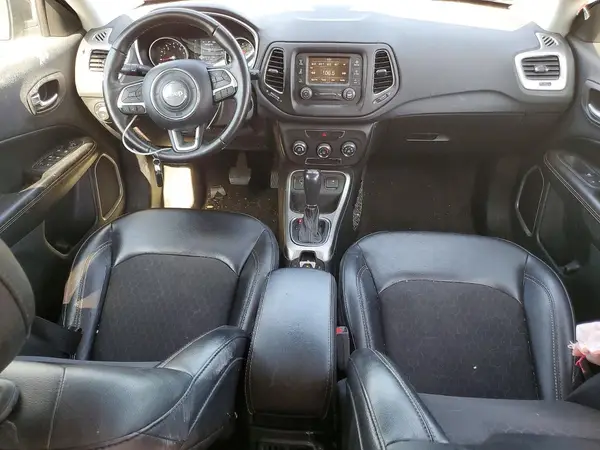 3C4NJCBB7JT502169 2018 JEEP COMPASS - Image 8