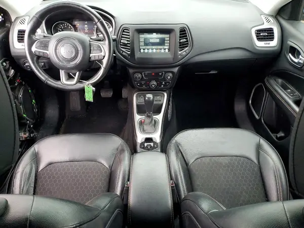 3C4NJCBB7JT503225 2018 JEEP COMPASS - Image 8