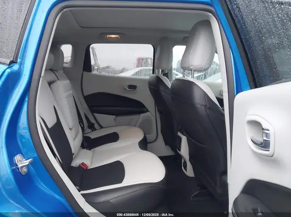 3C4NJCBB7KT615105 2019 JEEP COMPASS - Image 8