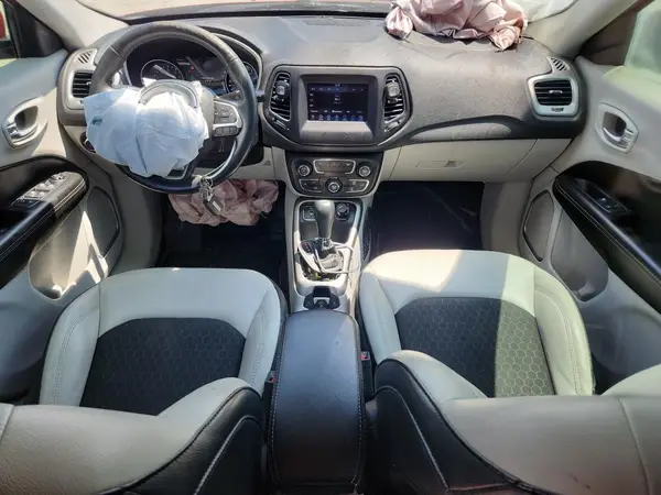 3C4NJCBB7KT636407 2019 JEEP COMPASS - Image 8