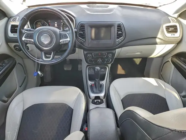 3C4NJCBB7KT638738 2019 JEEP COMPASS - Image 8