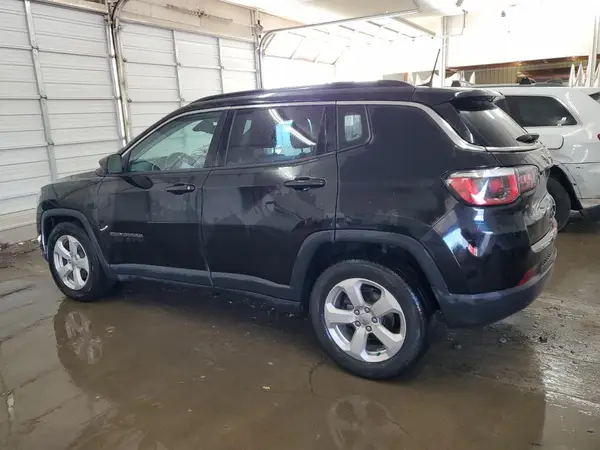3C4NJCBB7KT663879 2019 JEEP COMPASS - Image 2