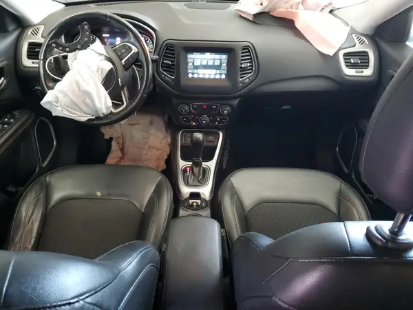 3C4NJCBB7KT663879 2019 JEEP COMPASS - Image 8