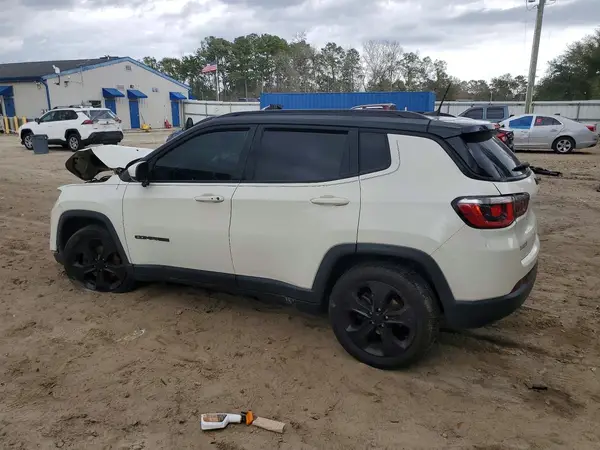 3C4NJCBB7KT676812 2019 JEEP COMPASS - Image 2
