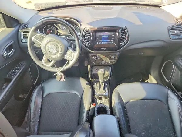 3C4NJCBB7KT677362 2019 JEEP COMPASS - Image 8