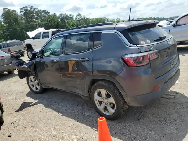 3C4NJCBB7KT699300 2019 JEEP COMPASS - Image 2
