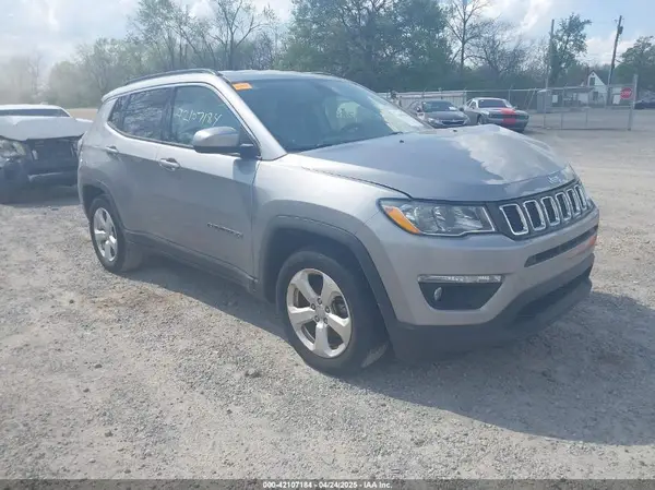 3C4NJCBB7KT742453 2019 JEEP COMPASS - Image 1