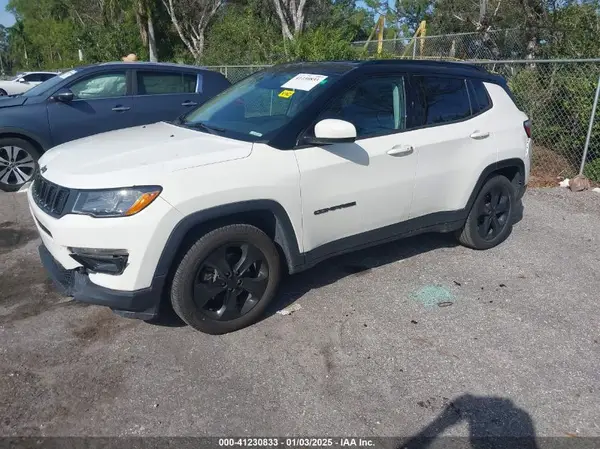 3C4NJCBB7KT743456 2019 JEEP COMPASS - Image 2
