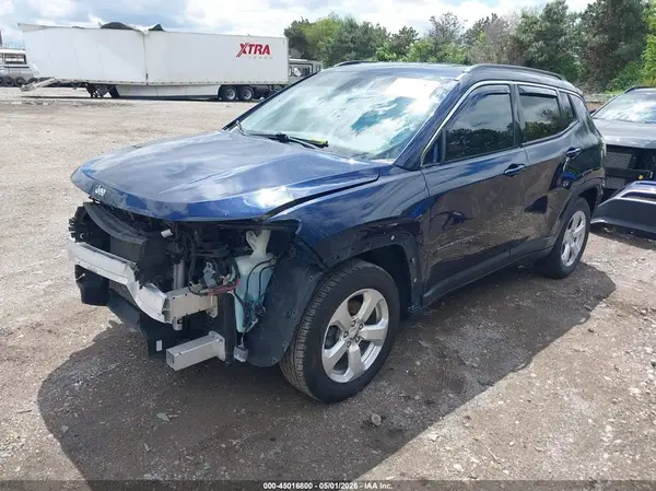 3C4NJCBB7KT743781 2019 JEEP COMPASS - Image 2