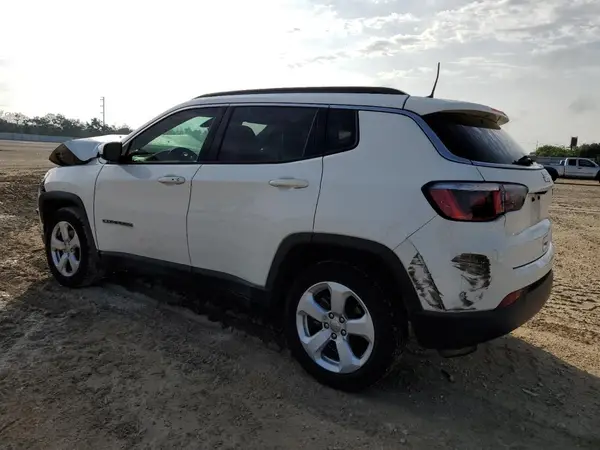 3C4NJCBB7KT762945 2019 JEEP COMPASS - Image 2