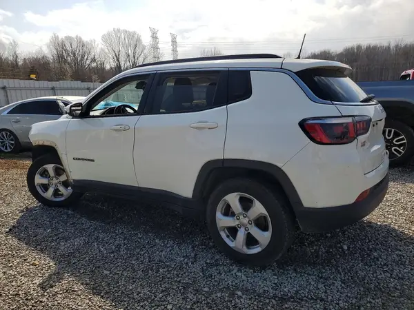 3C4NJCBB7KT802036 2019 JEEP COMPASS - Image 2