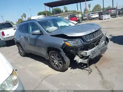 3C4NJCBB7KT832427 2019 JEEP COMPASS