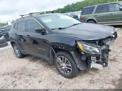 3C4NJCBB7KT832430 2019 JEEP COMPASS