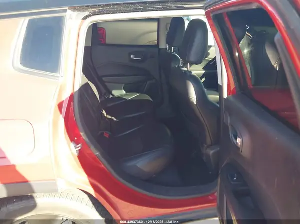 3C4NJCBB7KT832914 2019 JEEP COMPASS - Image 8