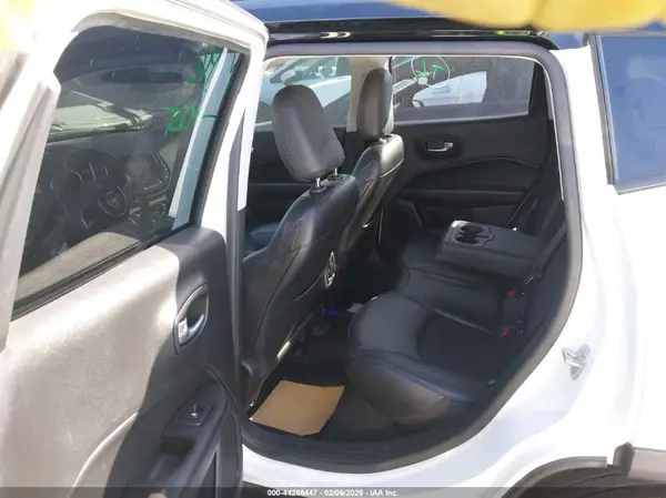 3C4NJCBB7KT836364 2019 JEEP COMPASS - Image 8
