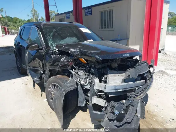3C4NJCBB7KT840608 2019 JEEP COMPASS - Image 1