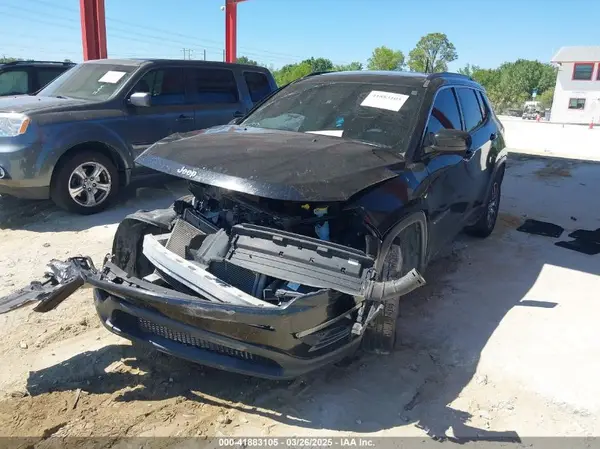 3C4NJCBB7KT840608 2019 JEEP COMPASS - Image 2