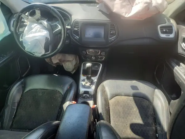 3C4NJCBB7KT840687 2019 JEEP COMPASS - Image 8
