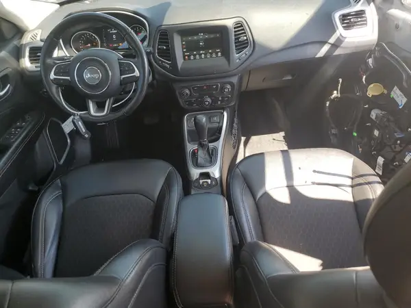 3C4NJCBB7KT851060 2019 JEEP COMPASS - Image 8