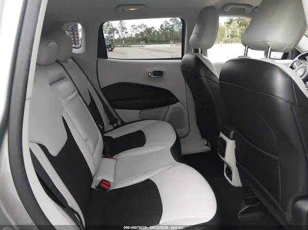 3C4NJCBB7KT851866 2019 JEEP COMPASS - Image 8