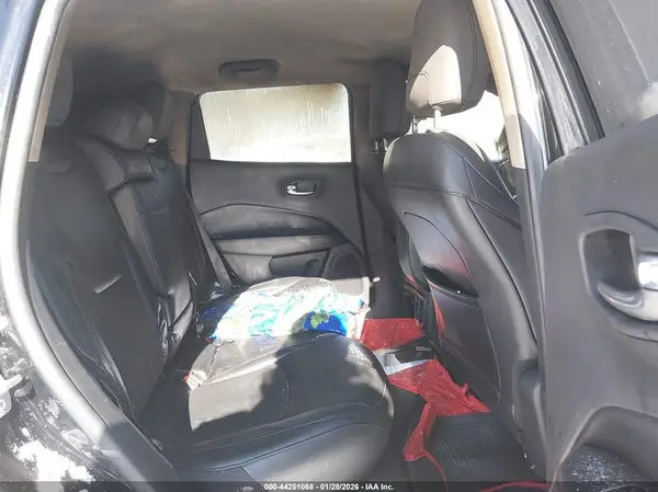 3C4NJCBB7KT852015 2019 JEEP COMPASS - Image 8