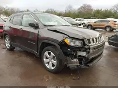 3C4NJCBB7KT852063 2019 JEEP COMPASS