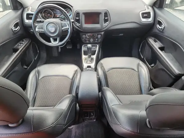 3C4NJCBB7KT855206 2019 JEEP COMPASS - Image 8