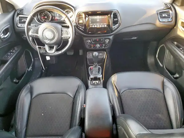3C4NJCBB7LT118041 2020 JEEP COMPASS - Image 8