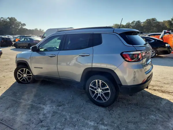 3C4NJCBB7LT133980 2020 JEEP COMPASS - Image 2