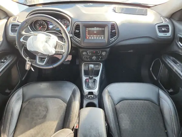3C4NJCBB7LT133980 2020 JEEP COMPASS - Image 8
