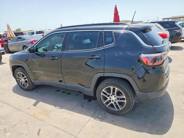 3C4NJCBB7LT144395 2020 JEEP COMPASS - Image 2