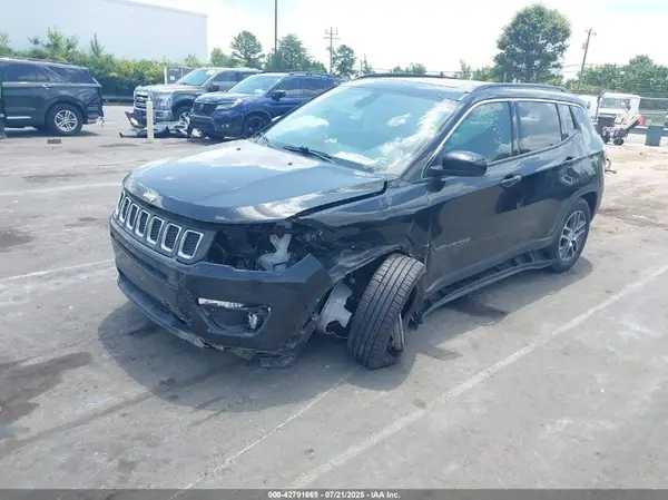 3C4NJCBB7LT158829 2020 JEEP COMPASS - Image 2
