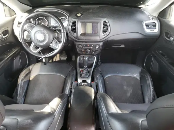 3C4NJCBB7LT169619 2020 JEEP COMPASS - Image 8